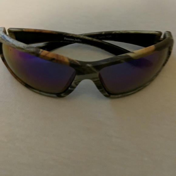Camo sunglasses - Picture 1 of 2